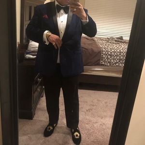 Blue Suede Tux 50-52 with Skinny Fit Black pants size 44R and 18 1/2 Shirt